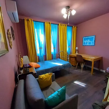 аpartment Gogh Chisaria
