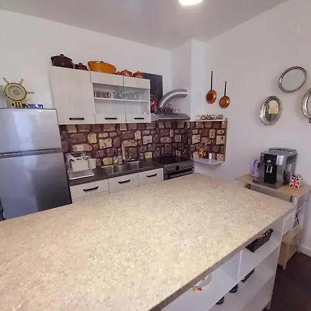 аpartment Gogh Daire Hisarya