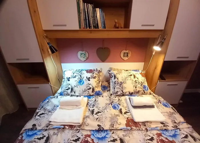 аpartment Gogh * Chisarja